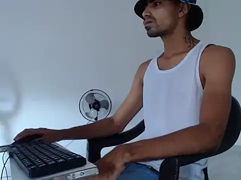 mijoprietosex online show from April 2026 02:51:01 PM