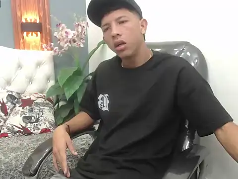 Alexander villa  online show from April 2026 10:24:02 PM