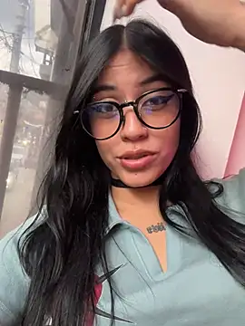 Snapshot of Kattze_ chatting on May 2026 10:46:01 PM Kattze online show from May 2026 10:46:01 PM
