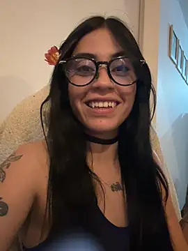 Snapshot of Kattze_ chatting on May 2026 11:56:02 PM Kattze online show from May 2026 11:56:02 PM