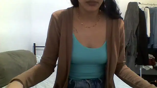 Snapshot of Lolakhaos chatting on July 2026 01:24:02 AM Lolakhaos online show from July 2026 01:24:02 AM