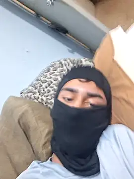 Frankito56 online show from April 2026 09:12:02 AM