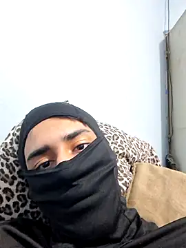 Frankito56 online show from April 2026 04:31:02 AM