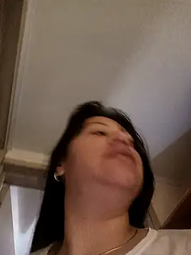 Snapshot of celeste_beacker chatting on April 2026 01:59:01 PM celeste beacker online show from April 2026 01:59:01 PM