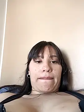 Snapshot of celeste_beacker chatting on April 2026 09:07:02 PM celeste beacker online show from April 2026 09:07:02 PM