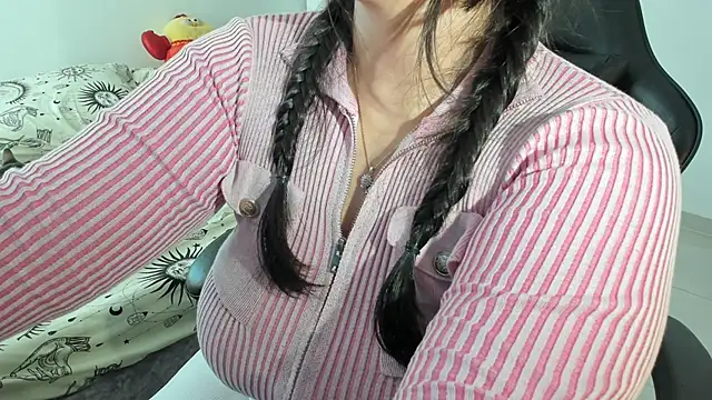  iamrousie  online show from May 2026 04:57:01 PM