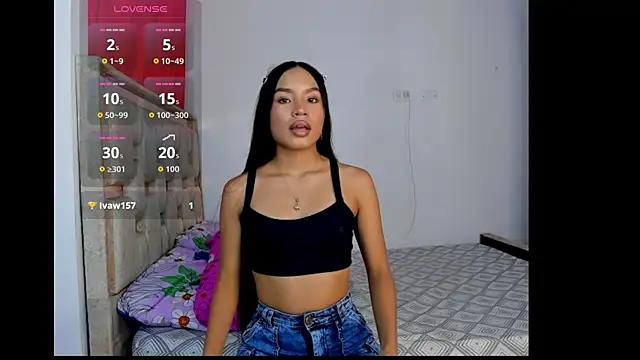 Snapshot of pocahontasbaby_ chatting on April 2026 12:06:02 AM pocahontasbaby online show from April 2026 12:06:02 AM