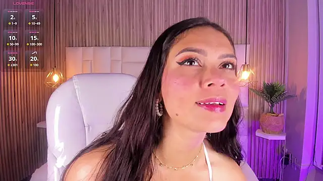 NicolSantos online show from May 2026 11:27:01 AM