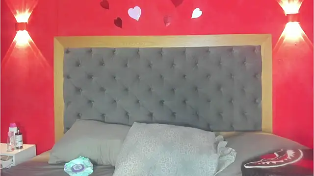 Snapshot of RosyRoos chatting on May 2026 06:47:02 PM RosyRoos online show from May 2026 06:47:02 PM
