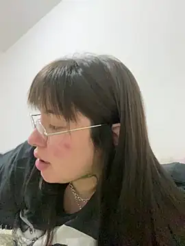 cherryxxox online show from May 2026 02:13:02 AM