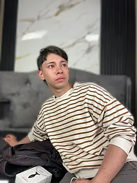 Snapshot of Noah-ledom chatting on April 2026 11:16:02 AM Noah-ledom online show from April 2026 11:16:02 AM