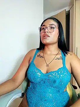 AGATTA0 online show from April 2026 09:27:01 PM