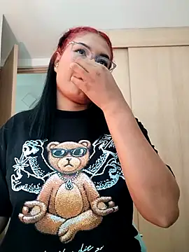 AGATTA0 online show from May 2026 06:16:01 PM