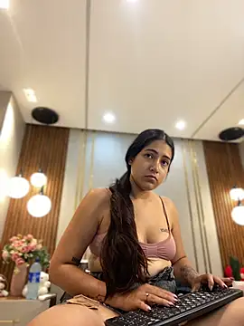 Hana-Parker online show from May 2026 03:02:01 AM