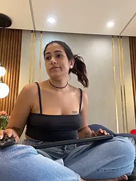 Hana-Parker online show from May 2026 02:08:01 PM