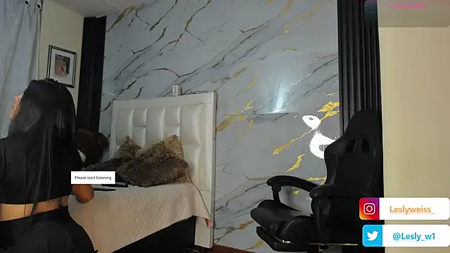 lesly1w online show from May 2026 10:34:01 AM