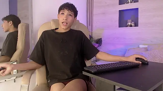 Velvet An online show from April 2026 04:19:01 AM