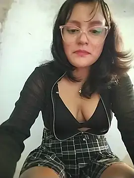 sienna elara online show from July 2026 11:07:02 AM