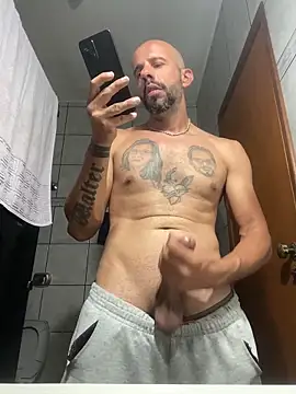 WaltinhoOliveira online show from April 2026 05:14:01 AM