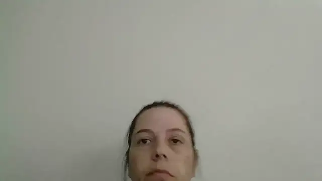 lily1982 online show from April 2026 06:37:01 PM