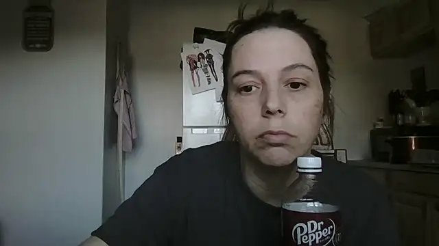 lily1982 online show from May 2026 10:06:02 PM