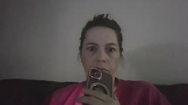 lily1982 online show from May 2026 04:18:01 PM