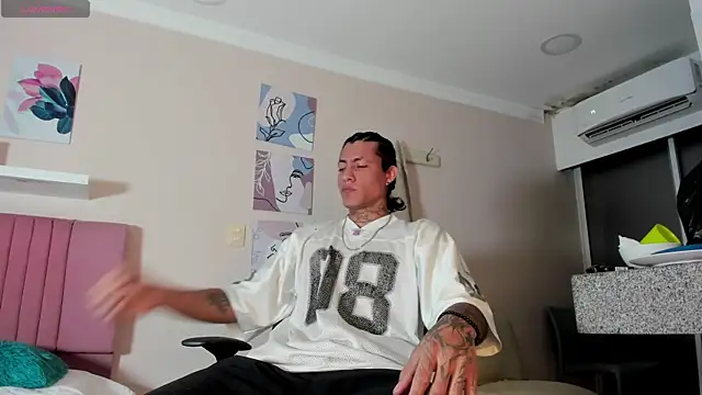 Damian Romanoff online show from April 2026 04:58:01 AM