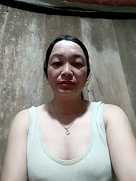 vanlucky2 online show from May 2026 11:12:01 PM