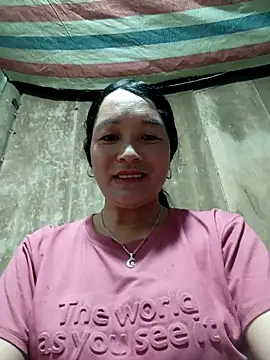 vanlucky2 online show from April 2026 11:22:02 PM