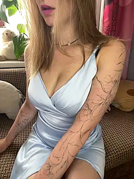 curvycatwow online show from July 2026 11:26:01 PM