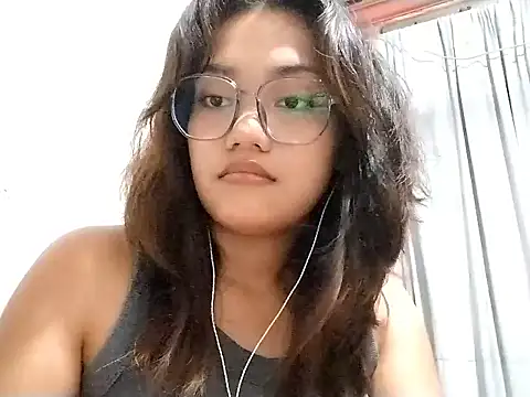 Snapshot of OliviaCarchi chatting on April 2026 10:16:02 AM OliviaCarchi online show from April 2026 10:16:02 AM