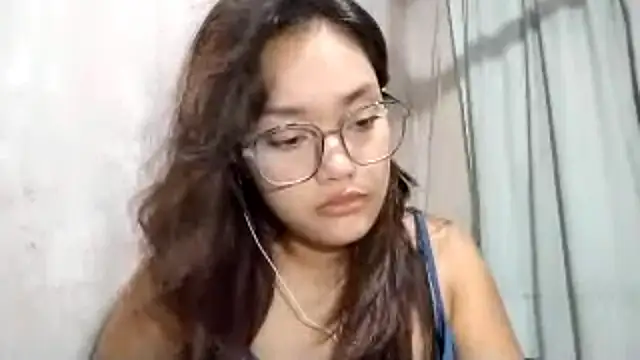 Snapshot of OliviaCarchi chatting on April 2026 01:39:02 PM OliviaCarchi online show from April 2026 01:39:02 PM