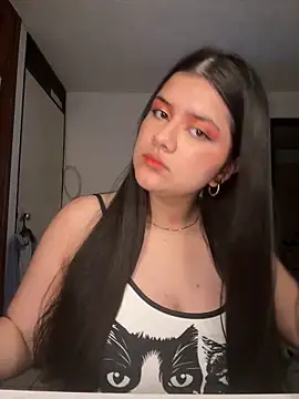 foxy gigi online show from April 2026 05:43:02 AM