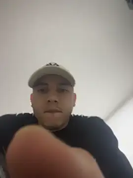 Max valiant online show from April 2026 12:27:01 AM