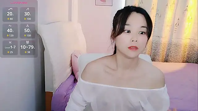 Snapshot of Sumo-36E chatting on May 2026 01:22:01 AM Sumo-36E online show from May 2026 01:22:01 AM