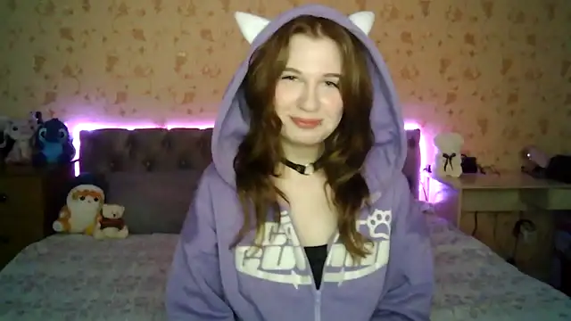 HoneyTangerine online show from April 2026 04:19:02 PM