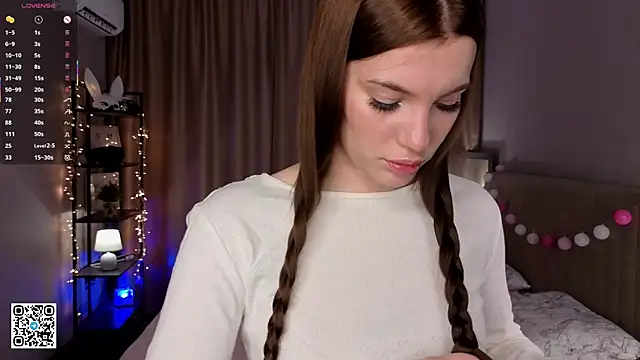 JerleneBelfy online show from June 2026 04:18:01 AM