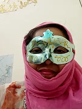 Charming-Cherry online show from April 2026 09:20:01 PM