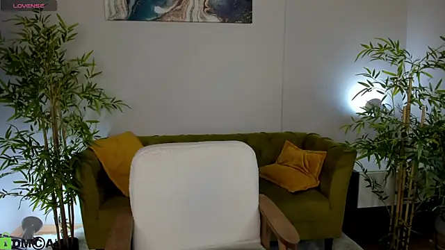 Riddle Lay online show from April 2026 09:55:02 AM