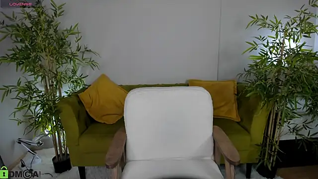 Riddle Lay online show from April 2026 09:38:01 AM