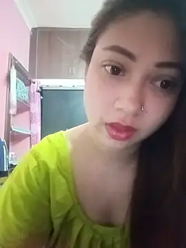 Snapshot of Hot_Soniya_08 chatting on June 2026 05:05:01 AM Hot Soniya 08 online show from June 2026 05:05:01 AM