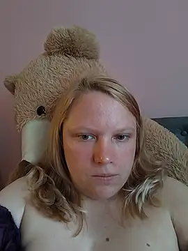 wildaurax online show from May 2026 06:54:02 AM