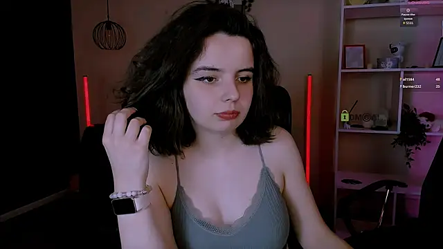 Snapshot of mia_mooon_ chatting on May 2026 10:36:01 AM mia mooon online show from May 2026 10:36:01 AM