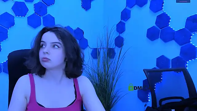 Snapshot of mia_mooon_ chatting on May 2026 09:01:02 AM mia mooon online show from May 2026 09:01:02 AM
