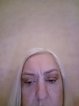 Snapshot of Julia20X chatting on July 2026 08:33:02 AM Julia20X online show from July 2026 08:33:02 AM