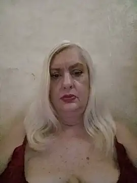 Snapshot of Julia20X chatting on July 2026 09:42:01 AM Julia20X online show from July 2026 09:42:01 AM