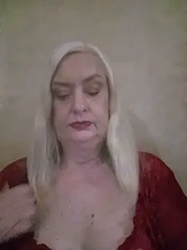 Snapshot of Julia20X chatting on June 2026 11:22:02 AM Julia20X online show from June 2026 11:22:02 AM