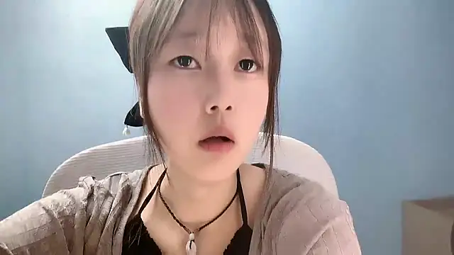 Snapshot of Xiaoqing00 chatting on May 2026 03:12:02 AM Xiaoqing00 online show from May 2026 03:12:02 AM