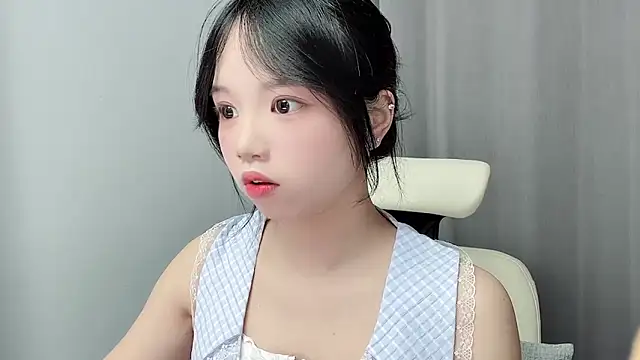 Snapshot of Xiaoqing00 chatting on May 2026 03:03:01 AM Xiaoqing00 online show from May 2026 03:03:01 AM