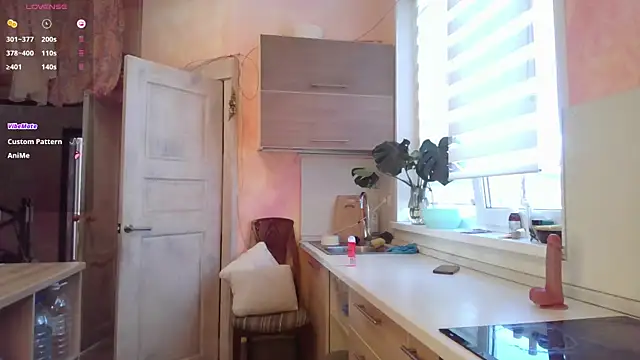 Snapshot of Allice_Honey chatting on June 2026 01:38:01 PM Allice Honey online show from June 2026 01:38:01 PM